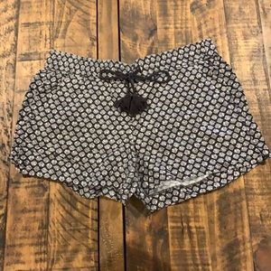 Printed tassel tie shorts